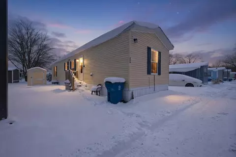 333 E Lakewood Blvd #104, Holland, MI 49424