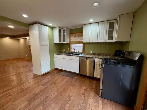 Kitchen - 396 N 398 N 20th St, Springfield, MI 49037 photo 1 of 1