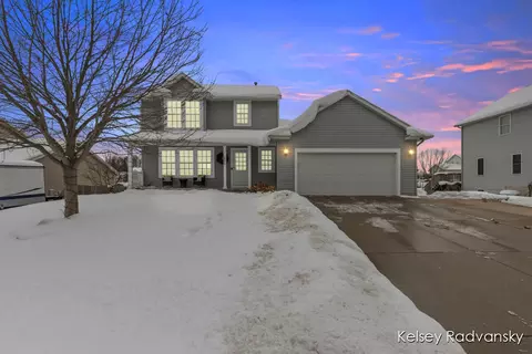 1536 Lillyview Ct SW, Grand Rapids, MI 49509