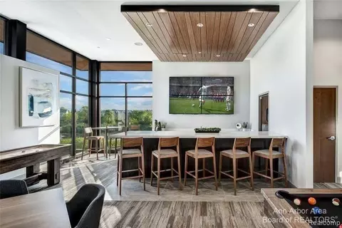 View/Area - 2824 Ridington Rd, Ann Arbor, MI 48105 photo 2 of 2