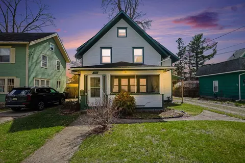 Exterior - 709 Griswold St, Jackson, MI 49203 photo 5 of 5