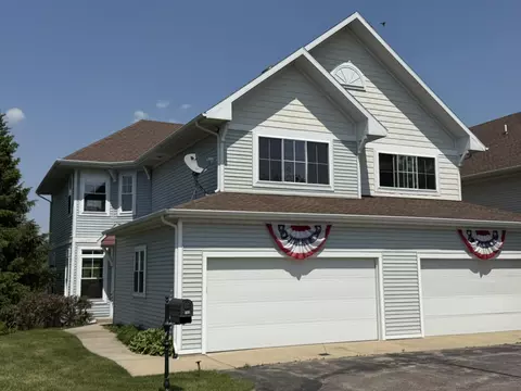 189 Mill Pond Dr #7, Middleville, MI 49333