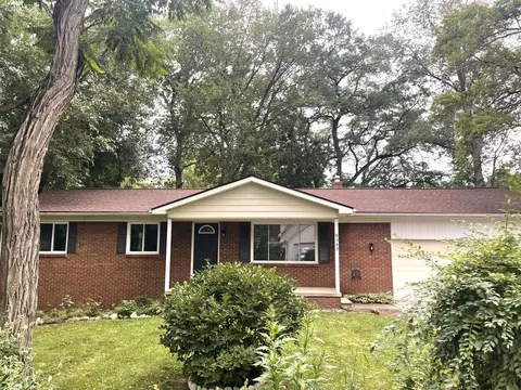 8343 Atlas Dr, Brighton, MI 48116