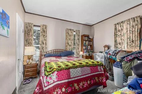Bedroom - 1224 102nd Ave, Plainwell, MI 49080 photo 1 of 5