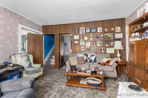 Living - 1224 102nd Ave, Plainwell, MI 49080 photo 4 of 4