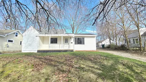 3429 Lowcroft Ave, Lansing, MI 48910