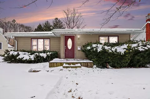 505 N 4th St, Sturgis, MI 49091
