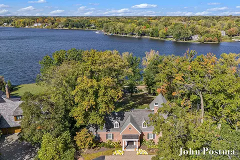 2929 Bonnell Ave SE, East Grand Rapids, MI 49506