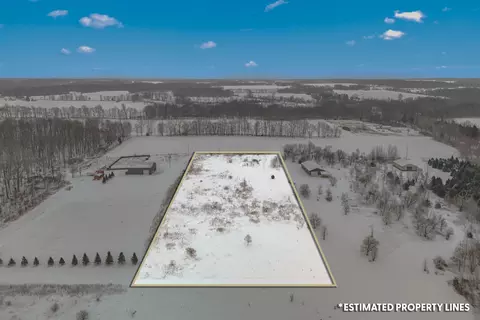 9059 Kellogg Dr, Reading, MI 49274