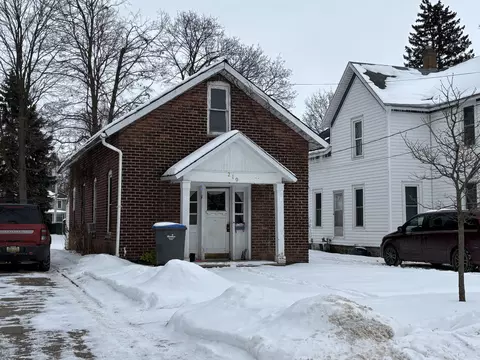 210 S Monroe St, Sturgis, MI 49091