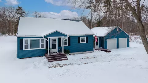 2774 S Johnson Rd, Gowen, MI 49326