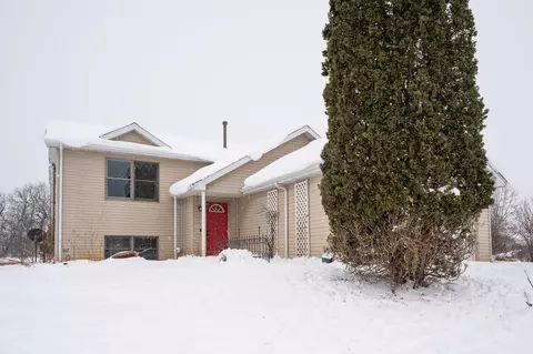 1920 Sheen Holw, Otsego, MI 49078
