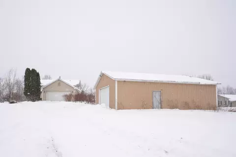 1920 Sheen Holw, Otsego, MI 49078