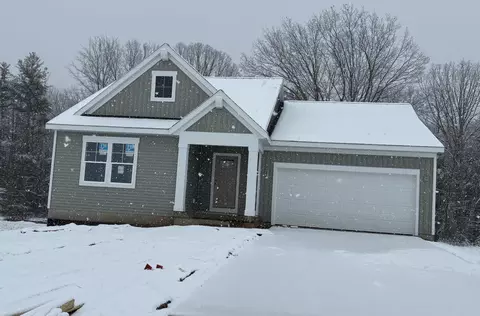 1919 Lowe Dr, Spring Lake, MI 49456