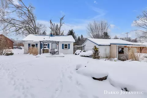 Exterior - 753 W State St, Belding, MI 48809 photo 5 of 8