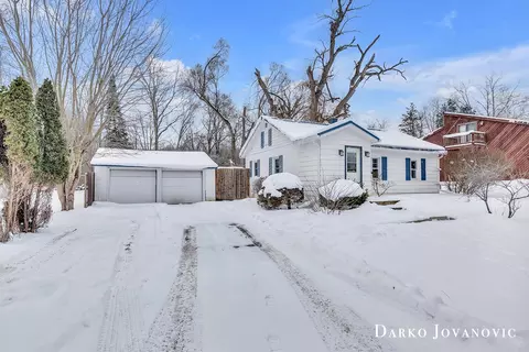Exterior - 753 W State St, Belding, MI 48809 photo 2 of 8