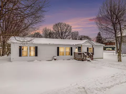 214 E Arbor St, Marcellus, MI 49067 photo 4