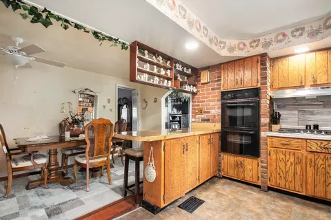 217 W State St, Cassopolis, MI 49031 photo 7