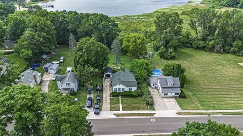 217 W State St, Cassopolis, MI 49031 photo 3