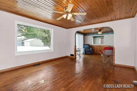 204 S Grove St, Stanton, MI 48888 photo 10