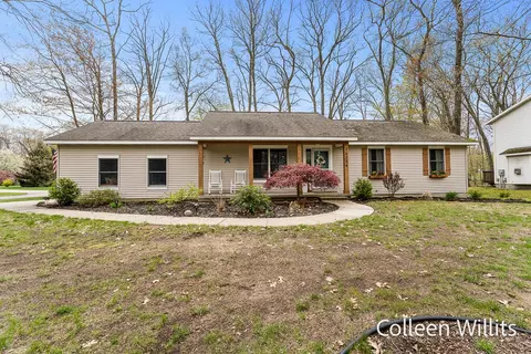 15324 Grand Oak Rd, Grand Haven, MI 49417
