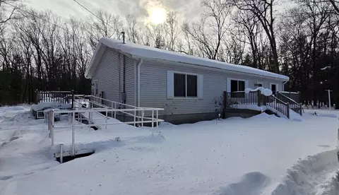 3759 E Mcmillan Rd, Twin Lake, MI 49457
