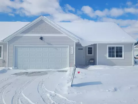 4294 Highpoint Dr #103, Wayland, MI 49348
