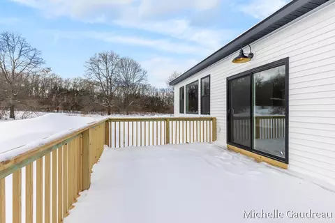 Exterior - 3591 Leaf Ln, Freeport, MI 49325 photo 7 of 8