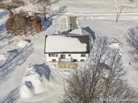View/Area - 3591 Leaf Ln, Freeport, MI 49325 photo 2 of 4