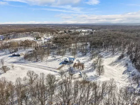 View/Area - 3591 Leaf Ln, Freeport, MI 49325 photo 1 of 4
