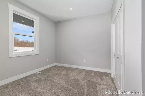 Bedroom - 3591 Leaf Ln, Freeport, MI 49325 photo 3 of 3