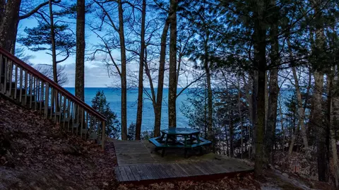 2225 S Apache Dr, Shelby, MI 49455
