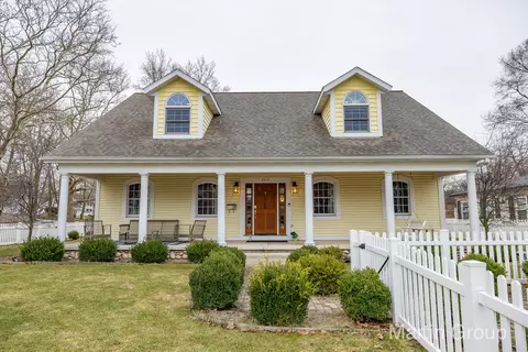 2514 Hall St SE, Grand Rapids, MI 49506
