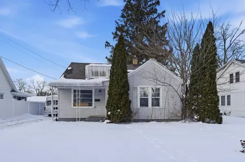 1215 Reycraft Dr, Kalamazoo, MI 49001