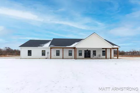 3422 Calming Meadows Ct, Middleville, MI 49333