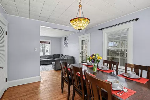 Dining - 1920 S West Ave, Jackson, MI 49203 photo 2 of 2
