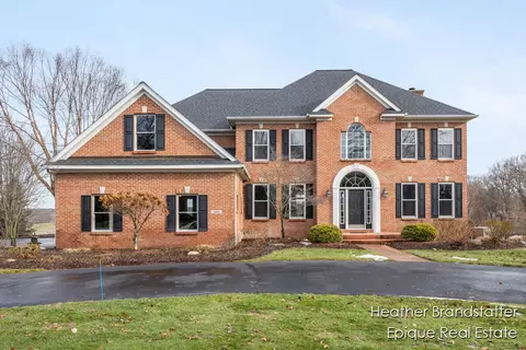 2488 Fairway Winds Ct NE, Ada, MI 49301