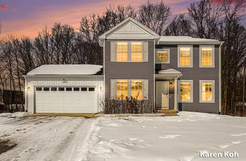 5101 N Morgan Ln SE, Caledonia, MI 49316