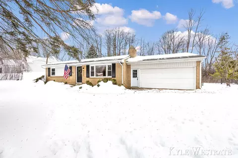 3349 Chevy Chase St NE, Grand Rapids, MI 49546