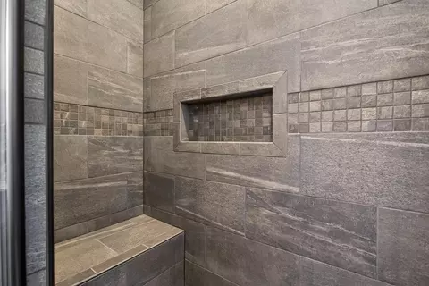 Bath - 7900 Napoleon Rd, Jackson, MI 49201 photo 5 of 7