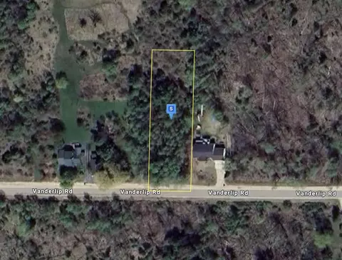 1601 Vanderlip Rd, Traverse City, MI 49686