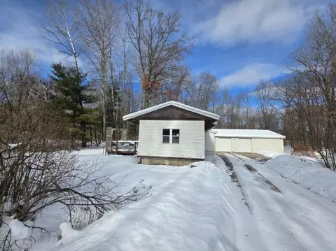 1355 E Jackson St, White Cloud, MI 49349