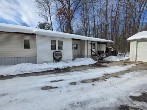 1355 E Jackson St, White Cloud, MI 49349 photo 3