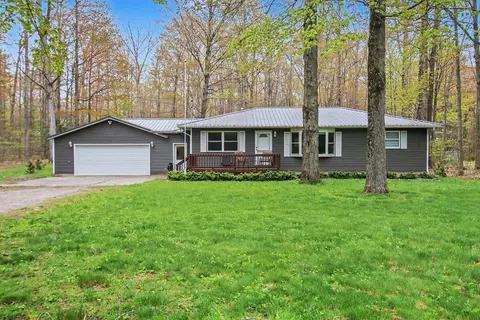 18412 148th Ave, Spring Lake, MI 49456