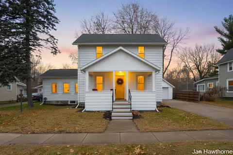 403 W Mill St, Hastings, MI 49058