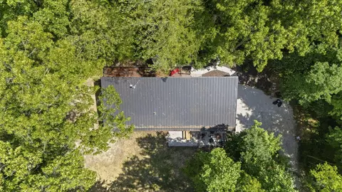 14823 N Main St, Buchanan, MI 49107 photo 28
