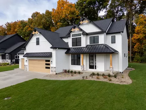 2612 Ashford Trl, Portage, MI 49024