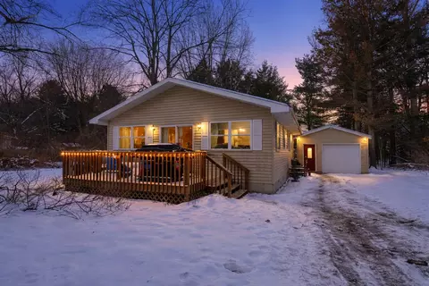 8660 Wood St, Mecosta, MI 49332