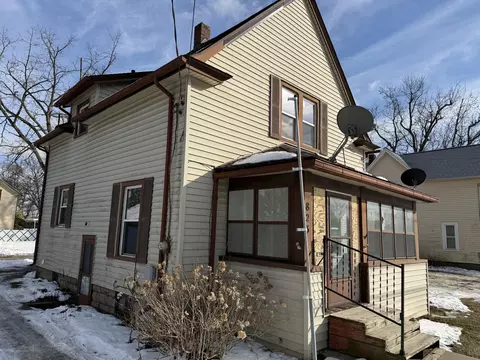823 N West Ave, Jackson, MI 49202