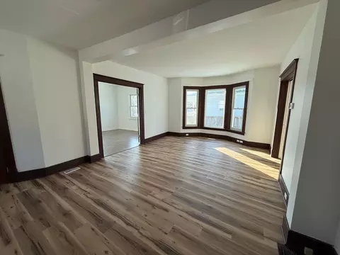 Living - 421 Lewis St, Belding, MI 48809 photo 3 of 8